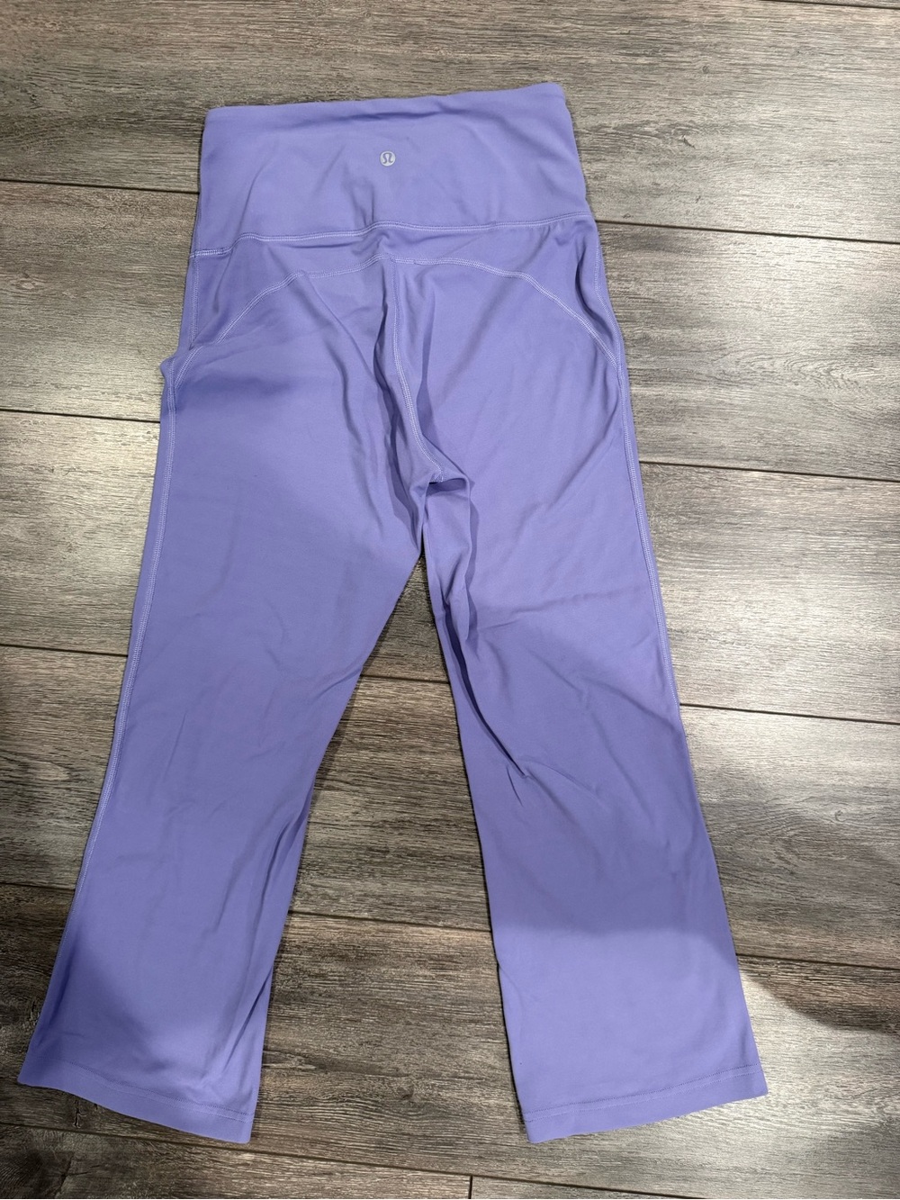 Lululemon Groove Super-High-Rise Crop 23" *Nulu
Dark Lavender size 6 - Picture 8 of 9